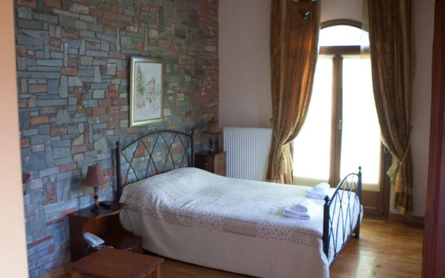 Santa Marina GuestHouse