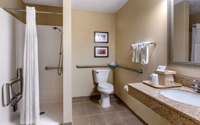 Comfort Suites Linn County