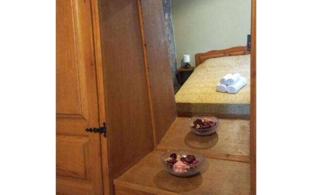 Potamolithos Suites