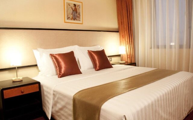 Beijing HWA (Apartment) Hotel