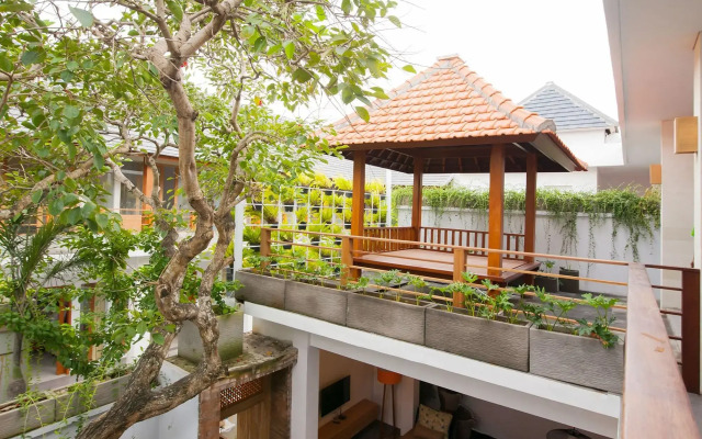 Apple Villa & Suite Seminyak