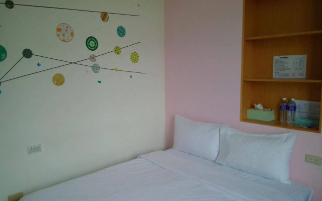 Caitlyn Hostel