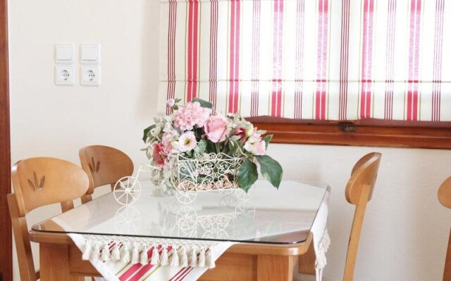 Mirabeli Suites