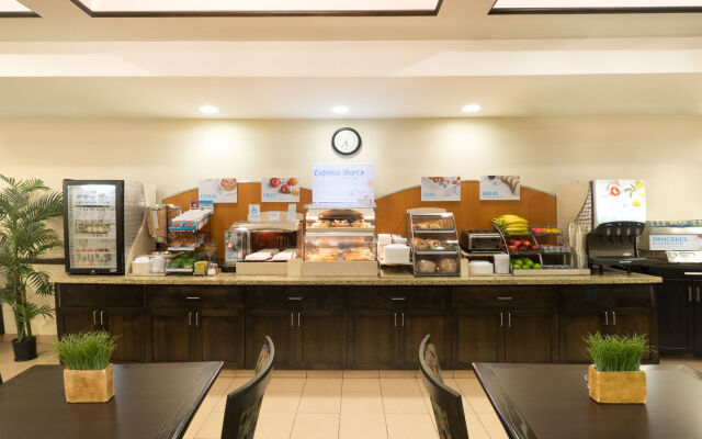 Holiday Inn Express Hotel & Suites Richfield by IHG