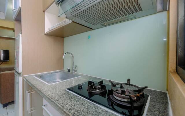 Warm and Homey 2BR Apartment at Kebagusan City