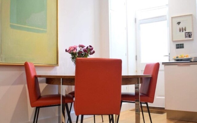 Chic 1BD Flat - 11mins to Holland Park, Kensington