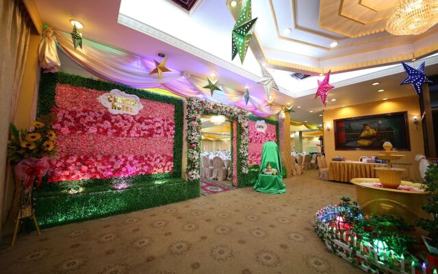 Central Hotel Yangon