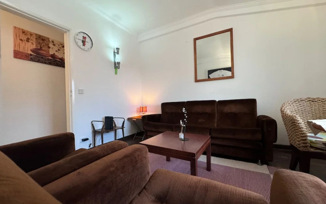 The Pearl - Cascais Guest House - City & Beach