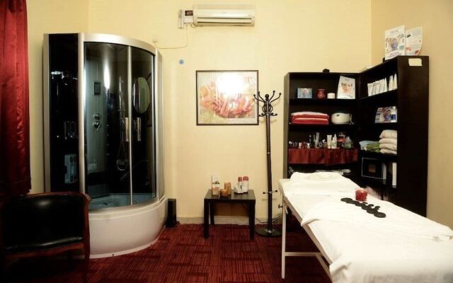 Elion House Hotel