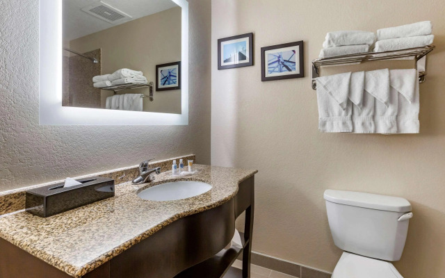 Comfort Suites Phoenix Airport