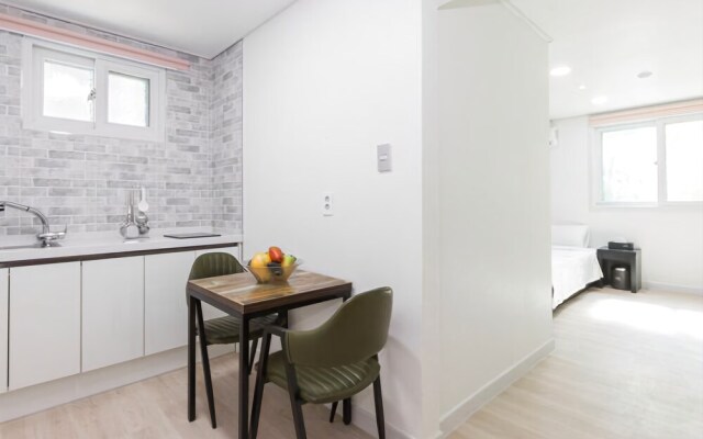 Gangneung Y&G Business Hotel&pension