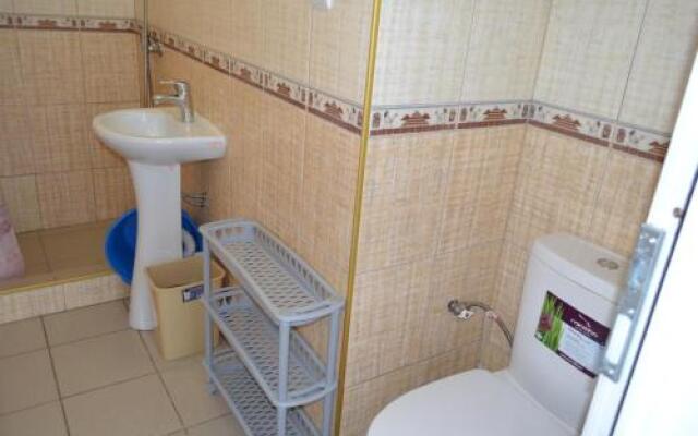 Guest House on Oktyabrskaya 19