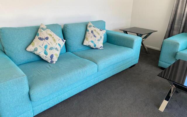 30 Rutherford Crescent