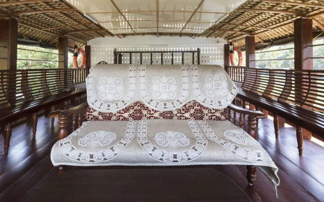 Sollunaa Guesthouse