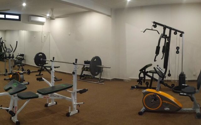 Zifan Hotel & Suites