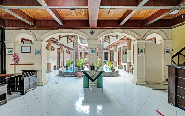 OYO 90283 Hotel Rajadani Ackni