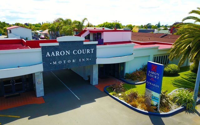 Aaron Court Motor Inn