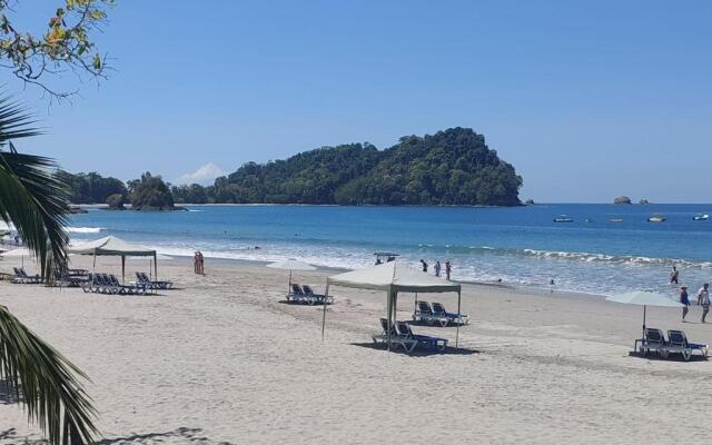 Pura Vida Hostel Manuel Antonio