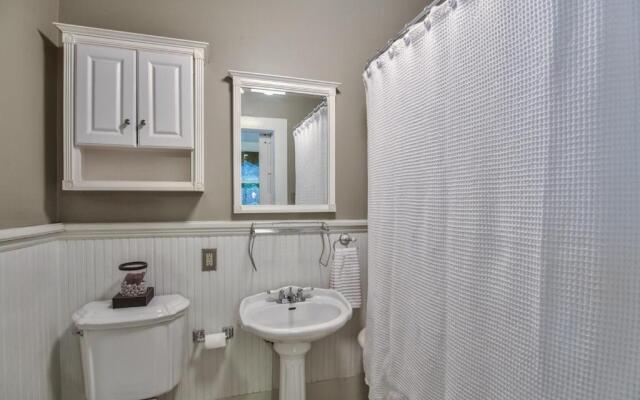 Classic/Modern Downtown Home