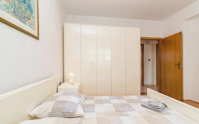 Holiday House Damir - Apartment 1