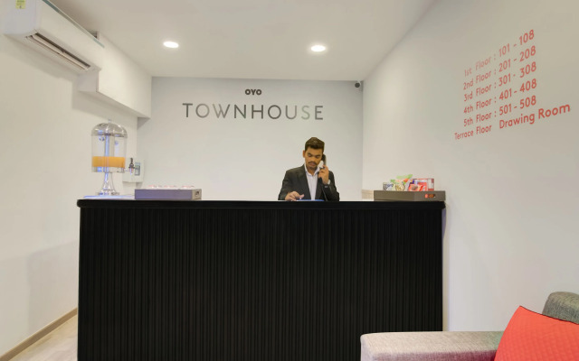 OYO Townhouse 177 Balewadi