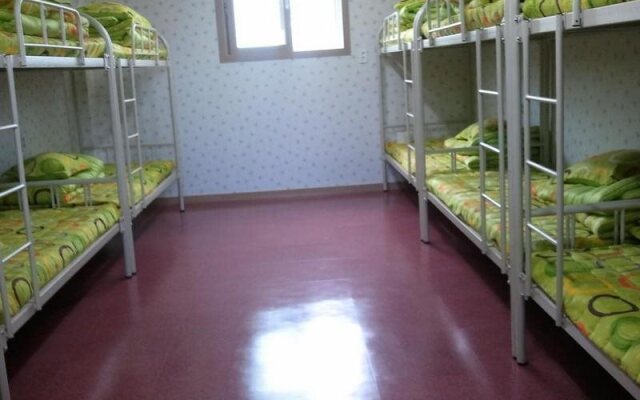 Railro Guesthouse