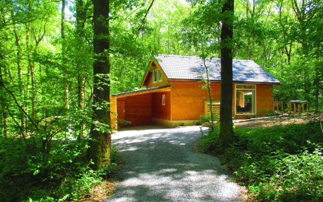 Cozy Chalet in Oignies-en-Thierache with Sauna