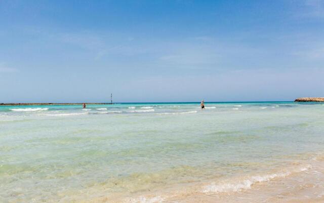 2986 Casa Apollo by Barbarhouse