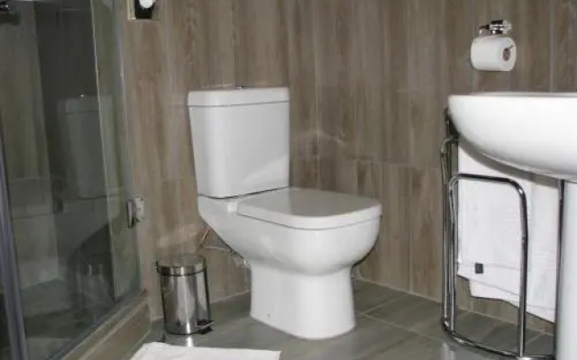 4 Seam Guest House