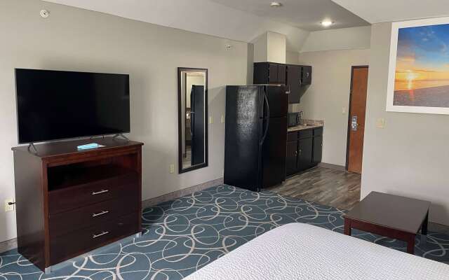 Days Inn & Suites by Wyndham Cleburne TX