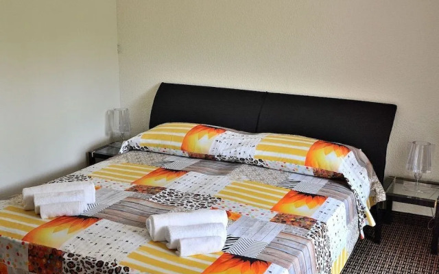 Villa del Filar With Pool