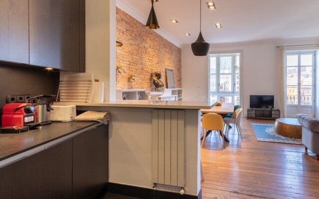 OLD TOWN VII apartment by Aston Rentals