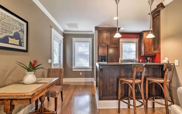 Hyde Park Luxury Studio w/ Prime Location!