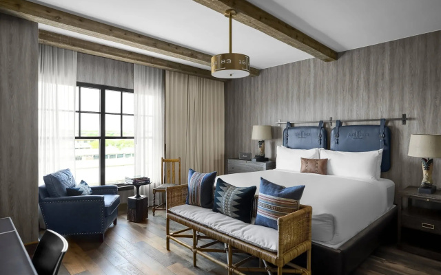 Hotel Drover, Autograph Collection
