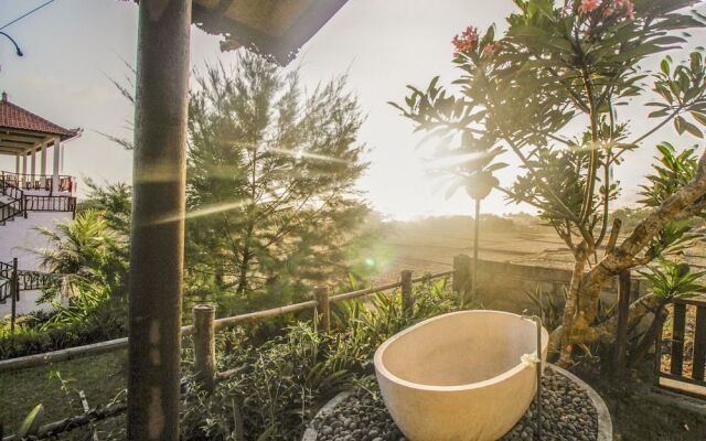 The Anara Surfing Camp