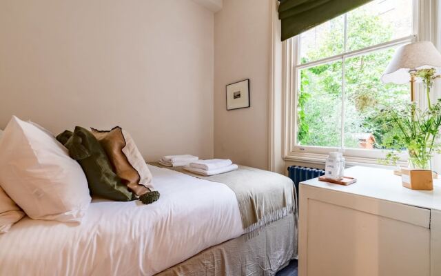 Beautiful 2 Bed Apartment In West London