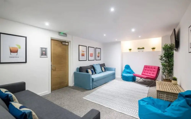 Host Apartments Fleet Nightlife I