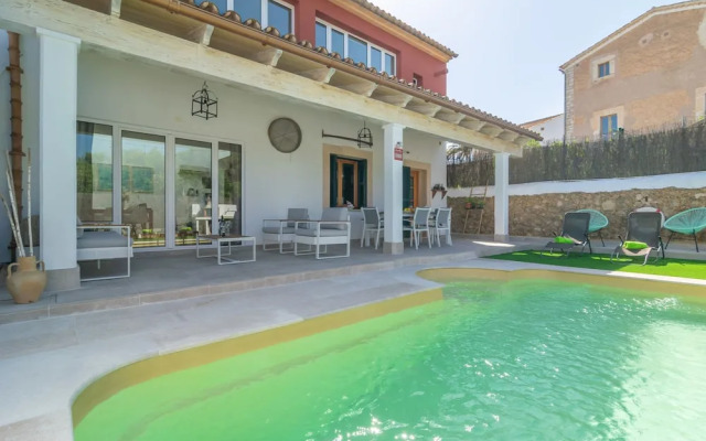 Es Closet in Selva With 3 Bedrooms and 2 Bathrooms