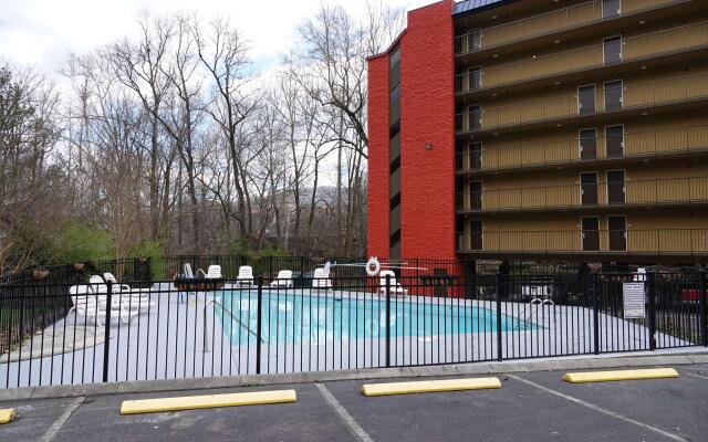 SureStay Plus Hotel by Best Western Gatlinburg