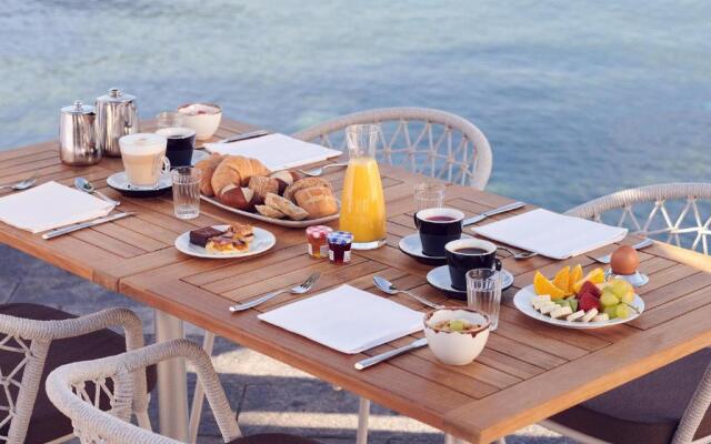 Vista Lakefront Boutique Hotel