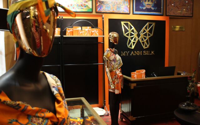 Thang Long Opera Hotel