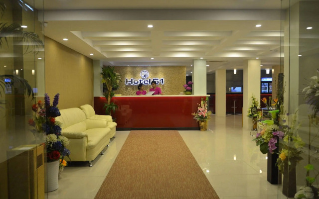 Hotel 51