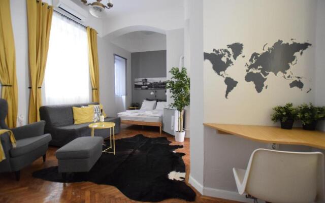 Standard Apartment by Hi5 - Chainbridge