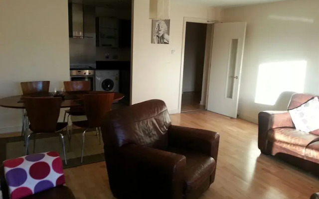Gallery Quay Grand Canal Apartments