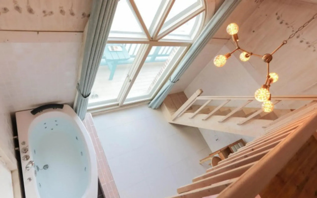 Gangneung Mint Cloud Pension