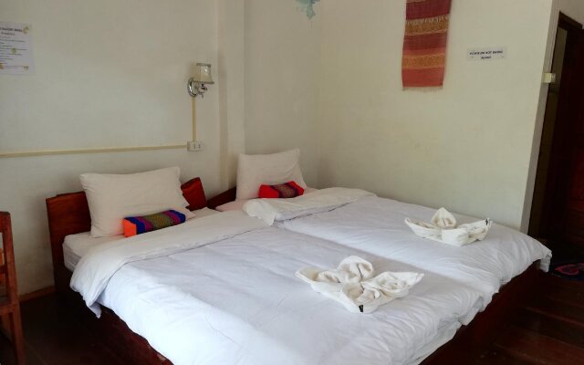 Nam Ou River Lodge
