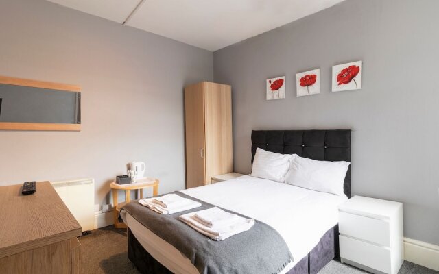 Great Holiday Home in Manchester near Old Trafford