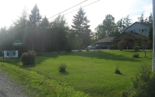 Sherbrooke Village Inn