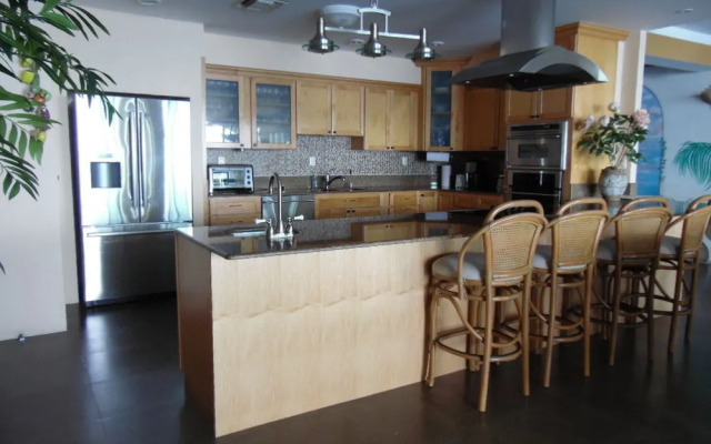 Penthouse B North El Cantil