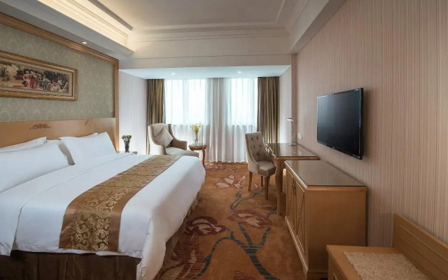 Vienna Hotel Dongguan Shatian Humen Port